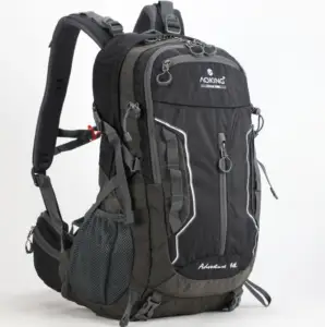 पहाड़ डेरा डाले हुए खेल बैग यात्रा निविड़ अंधकार बहु कार्यात्मक हल्के वजन आउटडोर लंबी पैदल यात्रा 40L बैग