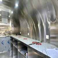 Remorque alimentaire mobile sur mesure de haute qualité avec design compact pour la restauration en plein air et les festivals