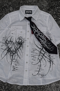 Camisa de Manga Corta con Botones para Hombre <span class=keywords><strong>MZN</strong></span>, Estilo Gótico con Espinas y Grafiti, 100% Poliéster, Ropa Urbana Y2K, Hip Hop, Logos - Product Image 3