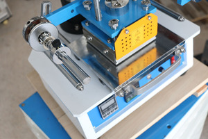 เครื่องปั๊มฟอยล์ร้อนแบบแมนนวลขนาดใหญ่ รุ่น 819H2 สำหรับงานหนัง - Product Image 2