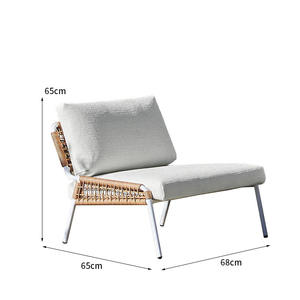 Chaise longue moderne en rotin tissé avec structure en métal et coussins, sièges élégants pour le patio, le balcon ou l'espace extérieur - Product Image 6