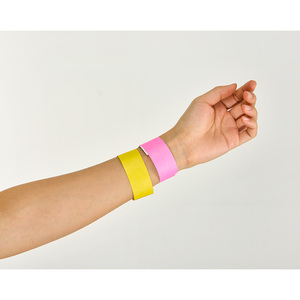 Bracelets d'accès anti-effraction avec adhésif puissant, bracelets TYVEK de couleur unie, 19 mm (3/4 po) - Product Image 2