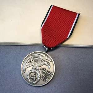 Werkspreis individuelle Metall deutsches Kreuz Medaille Metall Gedenkmal Adler-Akkel-Band-Medaille