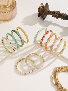 Pulsera de Cadena Chapada en Oro con Gotas de Aceite Coloridas, Frescas y Dulces, Estilo Palacio Retro para Mujer, Venta al por Mayor de Fábrica - Product Image 5