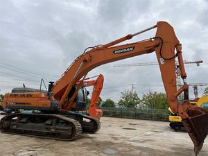 รถขุดดิน Doosan DX500 มือสอง ราคาถูก ผลิตในเกาหลีใต้ รถตักดินแบบตีนตะขาบ Doosan 50 ตัน - Product Image 5
