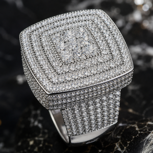 Anello Geometrico Audace da Donna, Gioiello da Dito in Stile Punk - Product Image 5