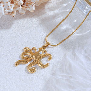 Collar con Colgante de Pulpo Chapado en Oro 304 316 TAYOINFASO, Cadena de Serpiente de Aleación, Diseño Animal Bonito Unisex, Joyería para Uso Diario - Product Image 3