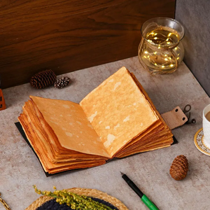 Diario de cuero con mapa del mundo en relieve, cuaderno vintage hecho a mano con borde deshilachado, diario de viaje antiguo. - Product Image 3