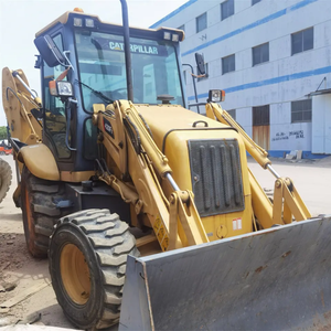 Chargeuse-pelleteuse CAT 420F2 d'occasion, modèle 2023, capacité nominale de 7 tonnes, origine américaine, avec une forte capacité de travail, pompe - Product Image 6