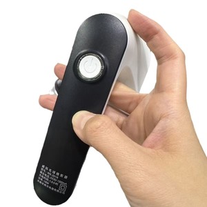 <span class=keywords><strong>Rasoir</strong></span> anti-bouloches rechargeable pour vêtements, éliminateur <span class=keywords><strong>de</strong></span> peluches et <span class=keywords><strong>de</strong></span> fibres, 6 lames, 2 lames supplémentaires, électrique - Product Image 3