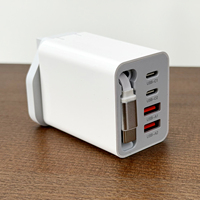 Cargador de Pared 5 en 1 para Reino Unido con Cable Tipo C Retráctil, Hub de Carga USB de 4 Puertos, Enchufe de Viaje Universal de Carga Rápida para Hogar y Oficina