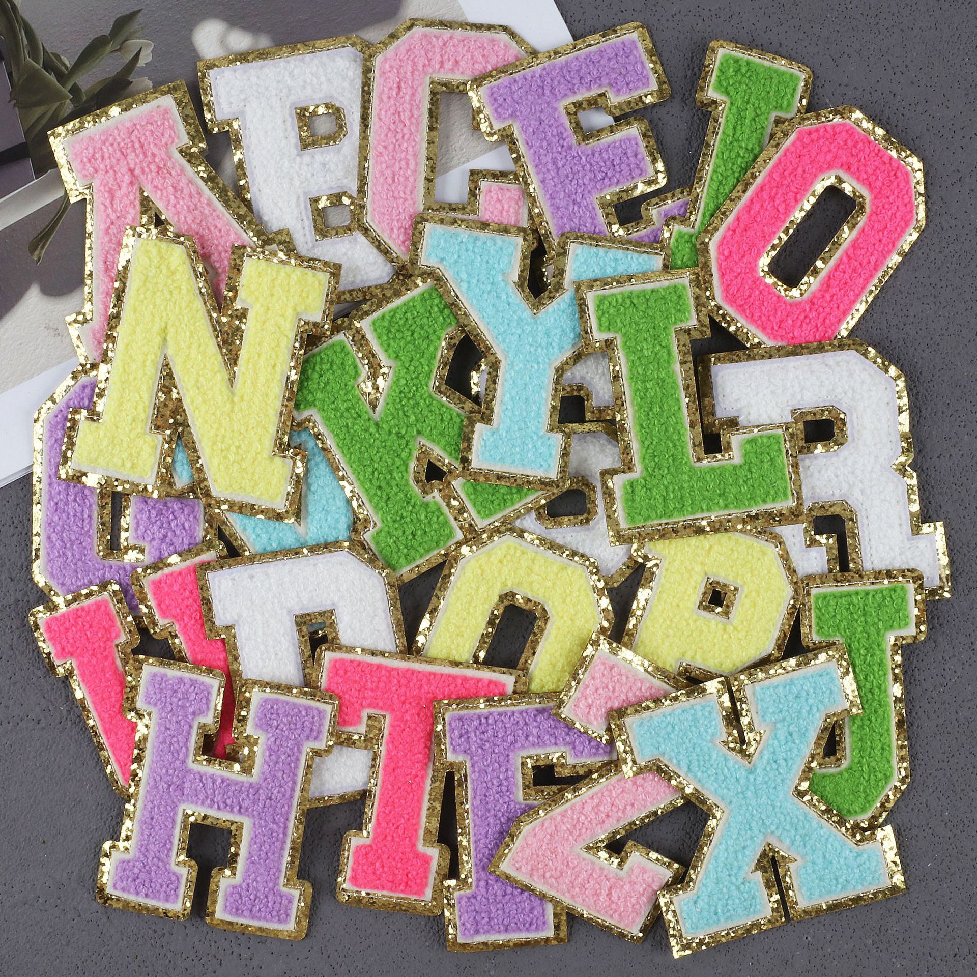 Цветные буквы алфавита синель утюжок на полотенце патчи для одежды