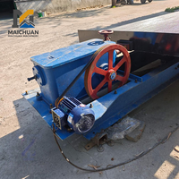 Table vibrante à gravité avec moteur PLC et pompe, haute rigidité pour la récupération de l'or fin, le tri des minerais, la séparation minérale, l'exploitation minière aurifère