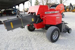 Small <b>Square</b> 1840 <b>Square</b> Baler with Engine Massey Ferguson Brand Low Noise 1 Year Warranty DK Origin Certified Cheap Price - Product Image 3
