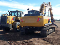 Excavatrice compacte sur chenilles FR150D 15 tonnes, robuste et structurée, pour divers scénarios d'exploitation sur site
