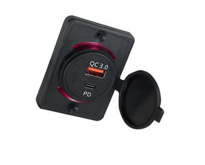 Adaptateur USB de voiture 12V USB-C PD3.0 et Type A QC3.0 20W à charge rapide avec matériau ignifuge pour utilisation marine et nautique - Product Image 1
