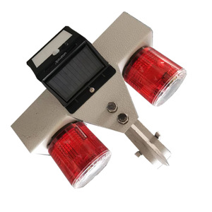 Feux de signalisation LED à énergie solaire Dl S6213 Ip65 avec cadre en aluminium, dispositif d'avertissement routier - Product Image 5