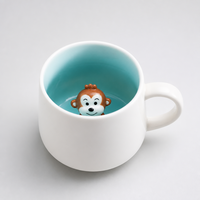 Taza de Cerámica con Animal 3D en el Interior, Personalizada al por Mayor, Linda Taza de Café con Dibujos Animados, Logotipo OEM ODM Impreso, Taza de Regalo Novedosa de Porcelana de 301-400 ml