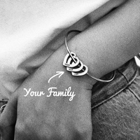 Bracelet personnalisé en acier inoxydable avec pendentif cœur, bijou tendance pour amoureux, cadeau avec gravure laser, idéal pour le dropshipping