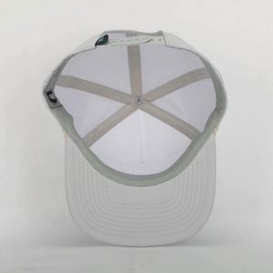 Gorras Snapback Personalizadas BSCI Unisex de 5 Paneles, Clásicas, de Poliéster y Algodón, sin Estructura, con Visera Plana y Logotipo Tejido - Product Image 6