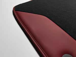 这是专为新款保时捷卡宴、马卡恩、帕纳梅拉设计的原装911马卡恩天鹅绒脚垫。 - Product Image 5