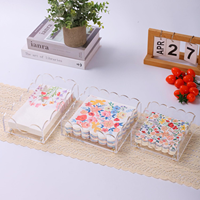 Support à serviettes de cocktail en acrylique festonné personnalisé avec pieds dorés, plateau de rangement pour serviettes en papier jetables pour bar à domicile, hôtel, fête
