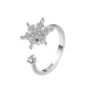 Anillos ajustables giratorios de copro con baño de oro blanco y circonitas pavé, diseño de copo de nieve, joyería antiansiedad y para el nerviosismo para mujer. - Product Image 5