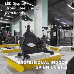 Bicicleta de spinning comercial con volante de inercia pesado y transmisión frontal para clases de ciclismo en grupos de gimnasio - Product Image 3