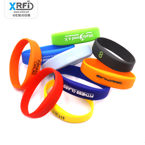 Đầy đủ in ấn 13.56MHz RFID hoạt động thông minh dây đeo cổ tay chip NFC Vòng đeo tay tùy chỉnh RFID Silicone Vòng đeo tay - Product Image 2