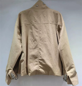 <span class=keywords><strong>Chaqueta</strong></span> Casual Holgada de Invierno 2026 con Cuello Vuelto, Manga Larga, Transpirable, Abotonada y con Tachuelas de Diamantes - Product Image 3