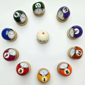 Balle de billard personnalisable avec logo, tête en acier inoxydable, matériau plastique disponible, rouge/orange/bleu/brun pour le sport - Product Image 1