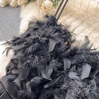 Robe de soirée licou sans manches en maille patchwork plumes taille vintage noire pour femmes