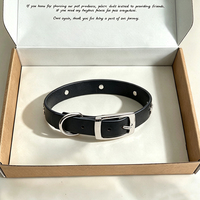 Collier pour chien personnalisé en gros, durable, clouté, en similicuir noir lisse, avec boucle argentée et anneau en D, confortable pour animaux de compagnie