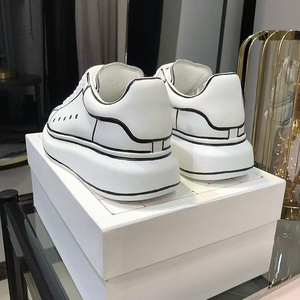 Zapatillas de Running de Alta Calidad para Hombre, Novedad 2026, Zapatillas Blancas de Diseño para Mujer, Ligeras, de Lujo, Estilo Doodle, Calzado Casual para Hombre - Product Image 2