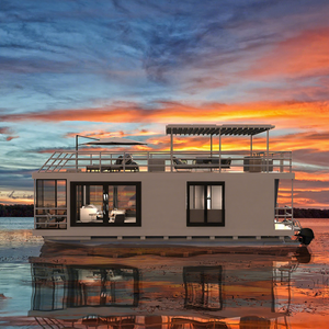 Casa flotante de aluminio de lujo con cocina de 2 dormitorios y terraza en la azotea para negocios de alquiler vacacional - Product Image 1