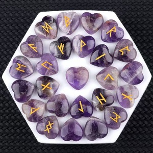 Set di Rune in Cristallo per Wicca, 25 Pezzi, Circa 2cm, Kit a Forma di Cuore per Divinazione e Guarigione - Product Image 5
