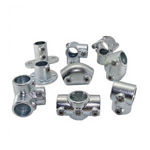 Abrazaderas de Hierro Fundido Doble Galvanizado para Barandillas y Pasamanos - Product Image 1