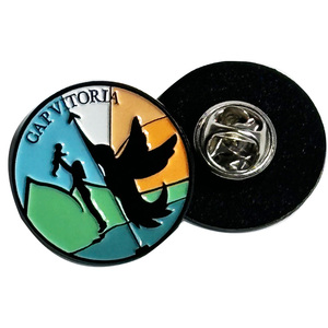 Spilla smaltata personalizzata MOQ 1 Pronta per la spedizione Orso viola <span class=keywords><strong>chitarrista</strong></span> per spilla serigrafata per zaino e abbigliamento - Product Image 4