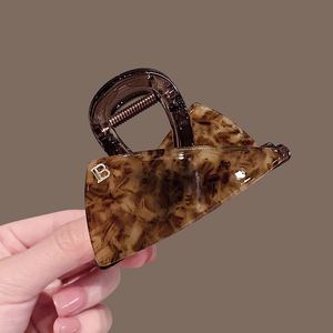 High-end Luxury Handmade Amber-textured Acetate Elegant Mid-size Triangle Hair <b>Clip</b> Shark Back Head for Half-up Gift Party - Product Image 1
