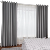 Rideaux occultants personnalisables les plus vendus en tissu brodé à haute occultation pour puits de lumière, avec système d'ouverture par corde et installation intégrée
