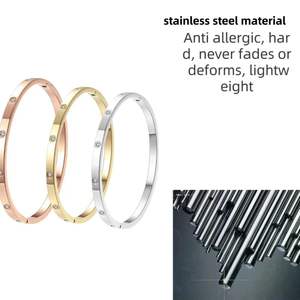 Gelang Bola Baja Anti Karat Perak Unisex Gaya Klasik dari Brand Fashion Desainer untuk Pernikahan/Pesta/Hadiah - Product Image 3