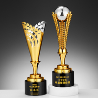 Trophée en métal personnalisé Prix de la réunion annuelle commémorative en cristal Plaques de prix de champion de compétition honorifique créative