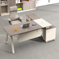 Set Scrivania Direzionale a L Moderna Minimalista in Legno Lucido e Sedia da Ufficio Premium