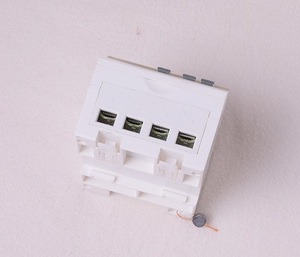 Medidor de Energía Monofásico LoRaWAN Clase A con Pantalla Digital Inalámbrica de Precisión Clase 1 Fineco EM415-Mod-WL de 100A - Product Image 1