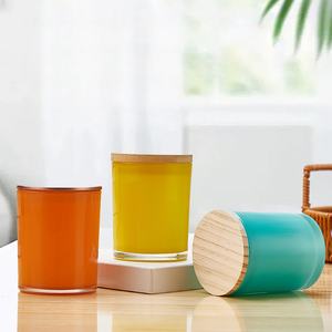 Vase à bougie en verre de haute qualité, moderne, 140 ml, 220 ml, 315 ml, couleur personnalisée verte, jaune, noire, avec couvercle - Product Image 1