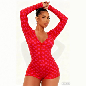 Pijama Enterizo con Estampado de Corazones de San Valentín para Mujer, Ajuste Delgado, con Solapa Trasera Funcional con Botones - Product Image 4