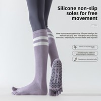 Chaussettes de yoga et de pilates pour femmes à rayures longues, antidérapantes, mi-mollet, en coton peigné, sans couture, pour le sport et le fitness, collection Printemps
