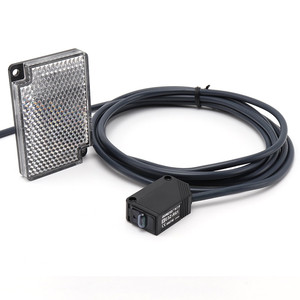 E3Z-D82 черный фотоэлектрический переключатель небольшой фотоэлектрический датчик - Product Image 4