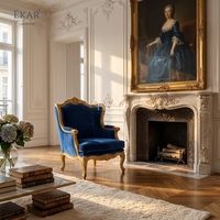 Fauteuil Bergère à dossier haut en velours saphir Versailles |   Fauteuil classique français doré de luxe - EKAR