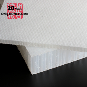 Panel de núcleo de nido de abeja de polipropileno CE PP, borde biselado de 45 grados con superficie no tejida <span class=keywords><strong>para</strong></span> piscina y industria marina - Product Image 1